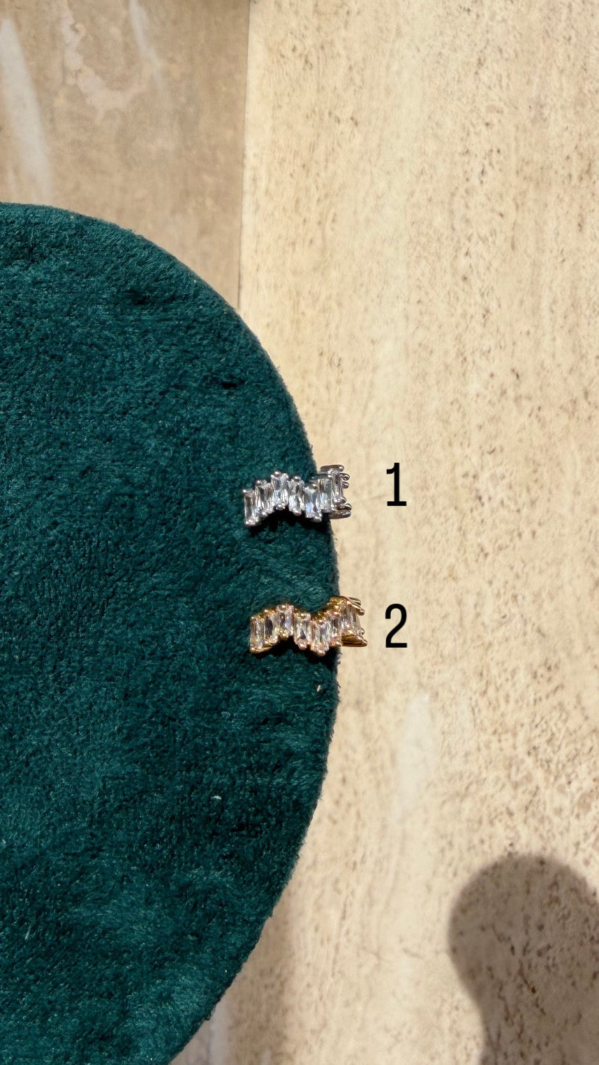 EAR CUFF