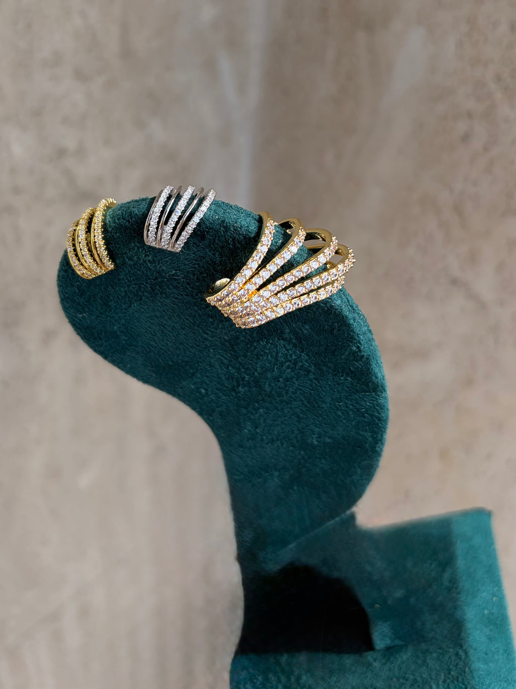 EAR CUFF