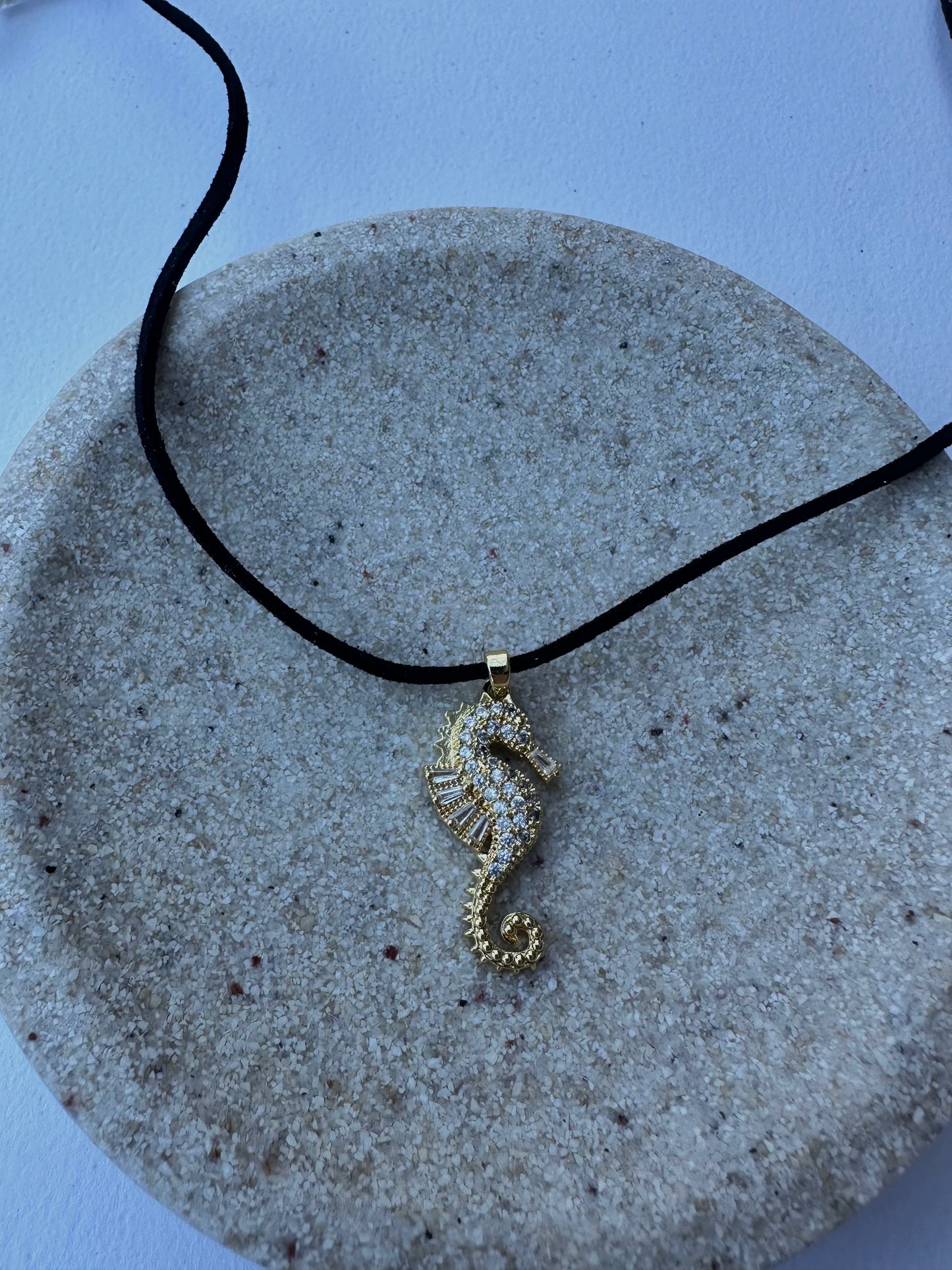 choker cavalluccio marino