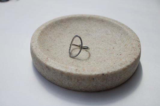 anello ovale