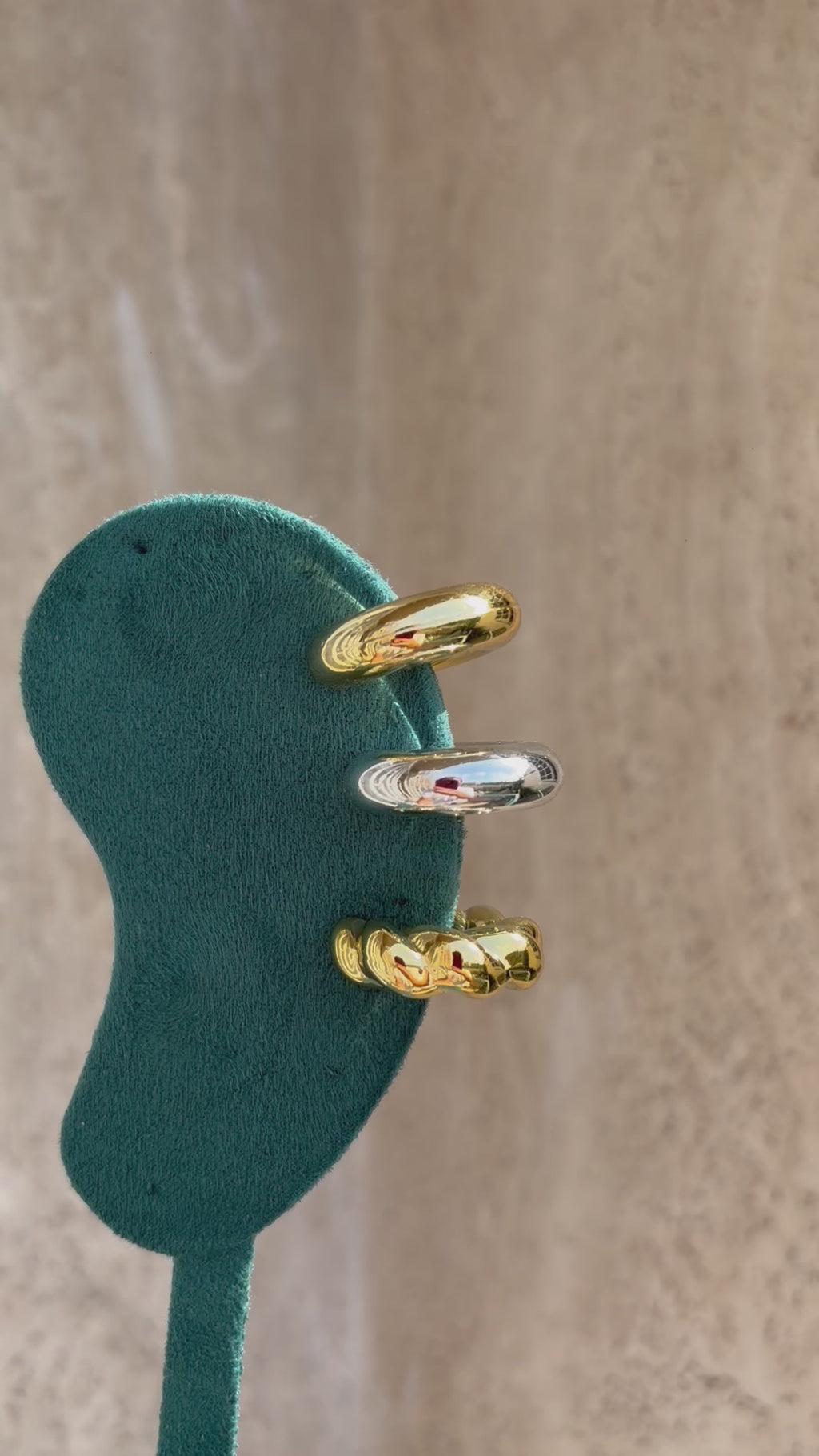 EAR CUFF